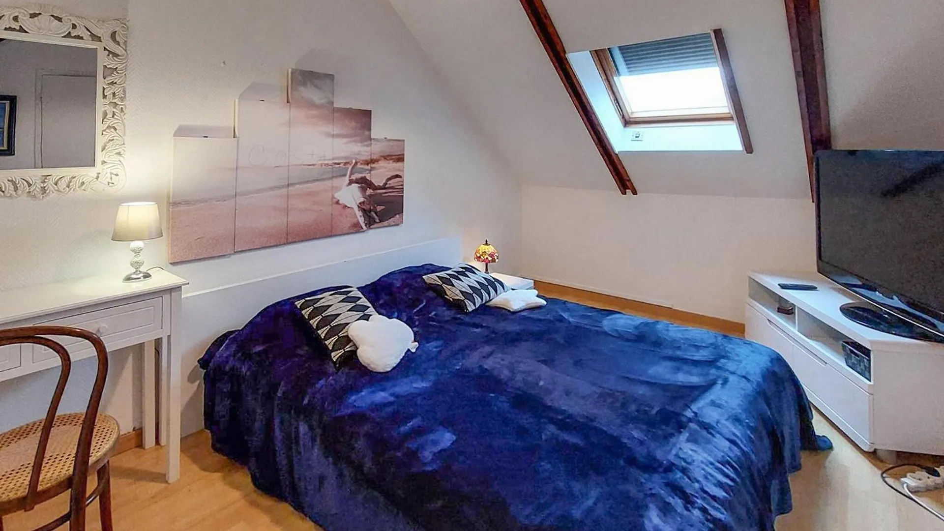 Amazing Home In Gouesnach With Kitchen 0*,  Francie